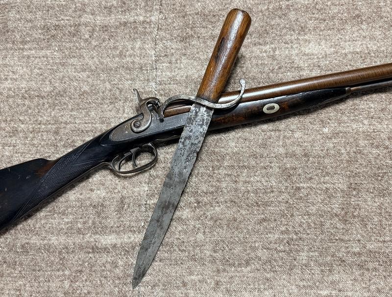 Click here to see the details of this item