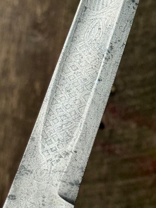 Click here to see the details of this item